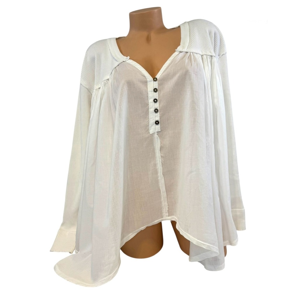Free People Womens EXTRAโ SMALL Long Sleeve White Button Up Tunic V neck Top XS
